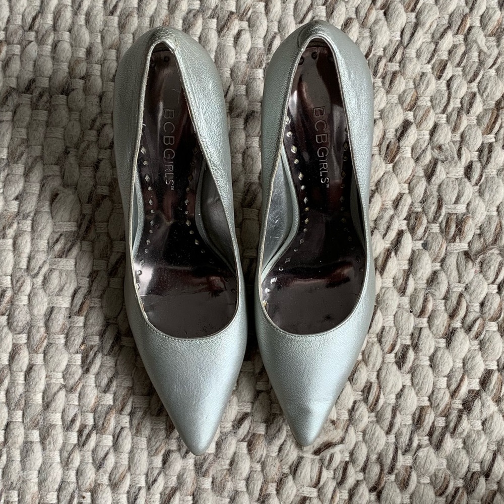SALE⭐️4 shoe bundle⭐️ BCBG silver heels
